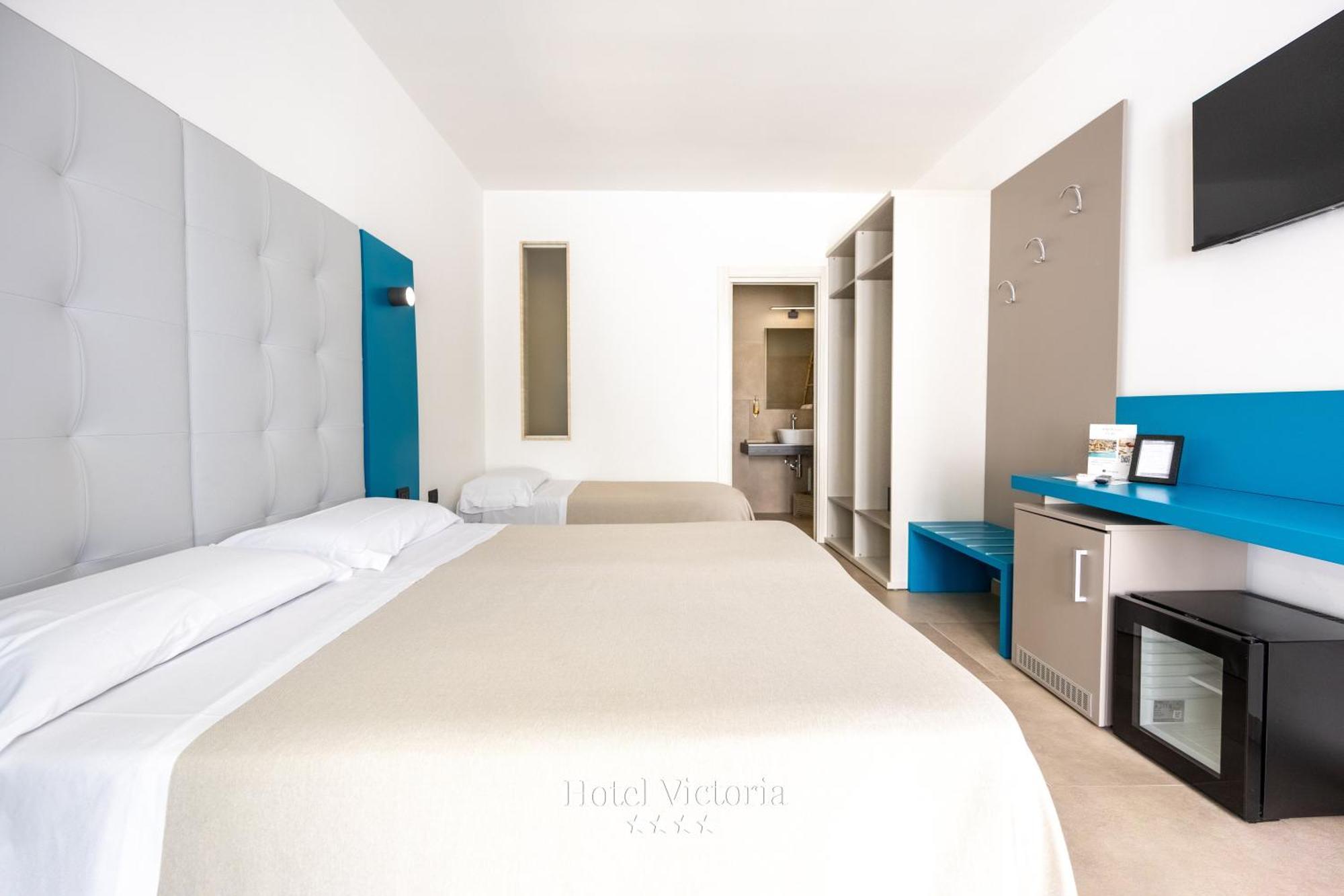 Hotel Victoria トッレ・サンタ・サビーナ エクステリア 写真